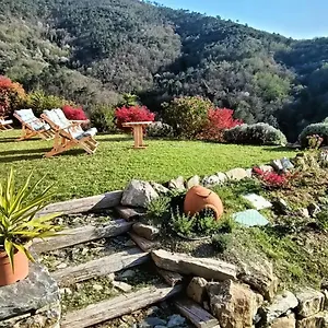 agriturismo-orto-dei-rolli.hotelitalianriviera.com/