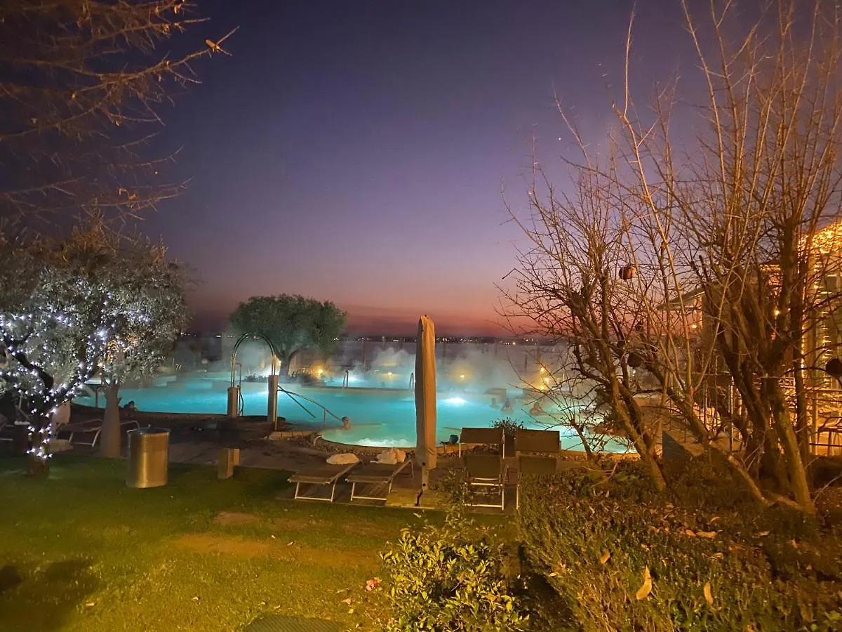 Catullo Apartments Sirmione Italy