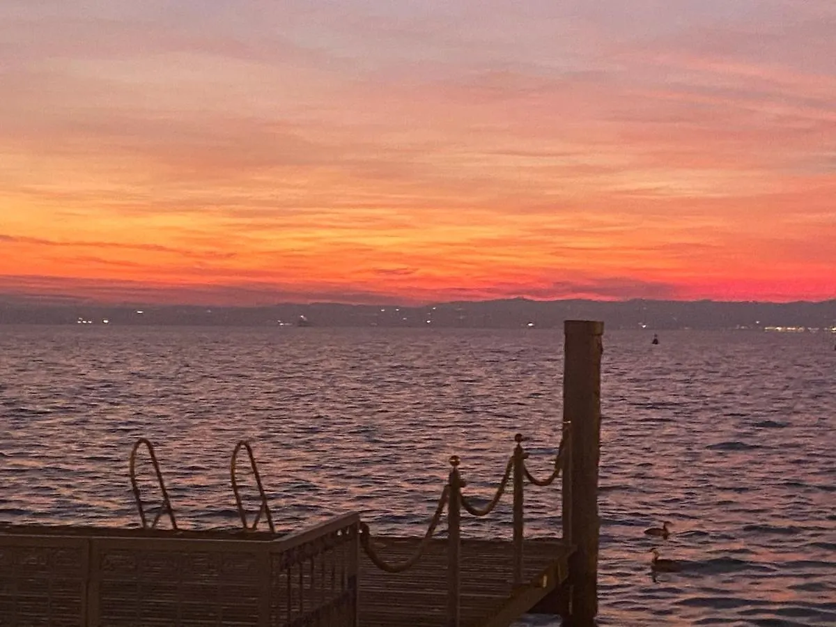 Catullo Apartments Sirmione contacts