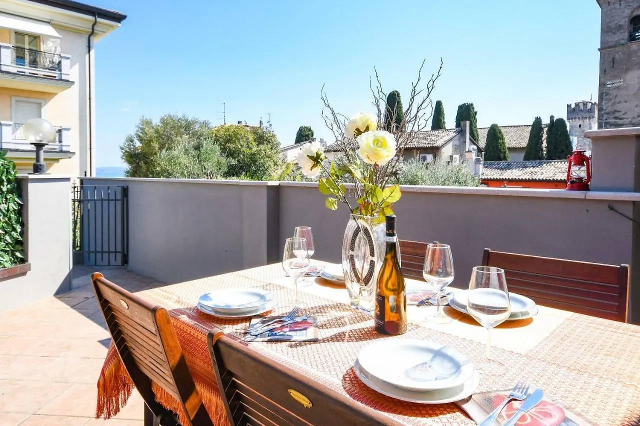 Catullo Apartments Sirmione Italy